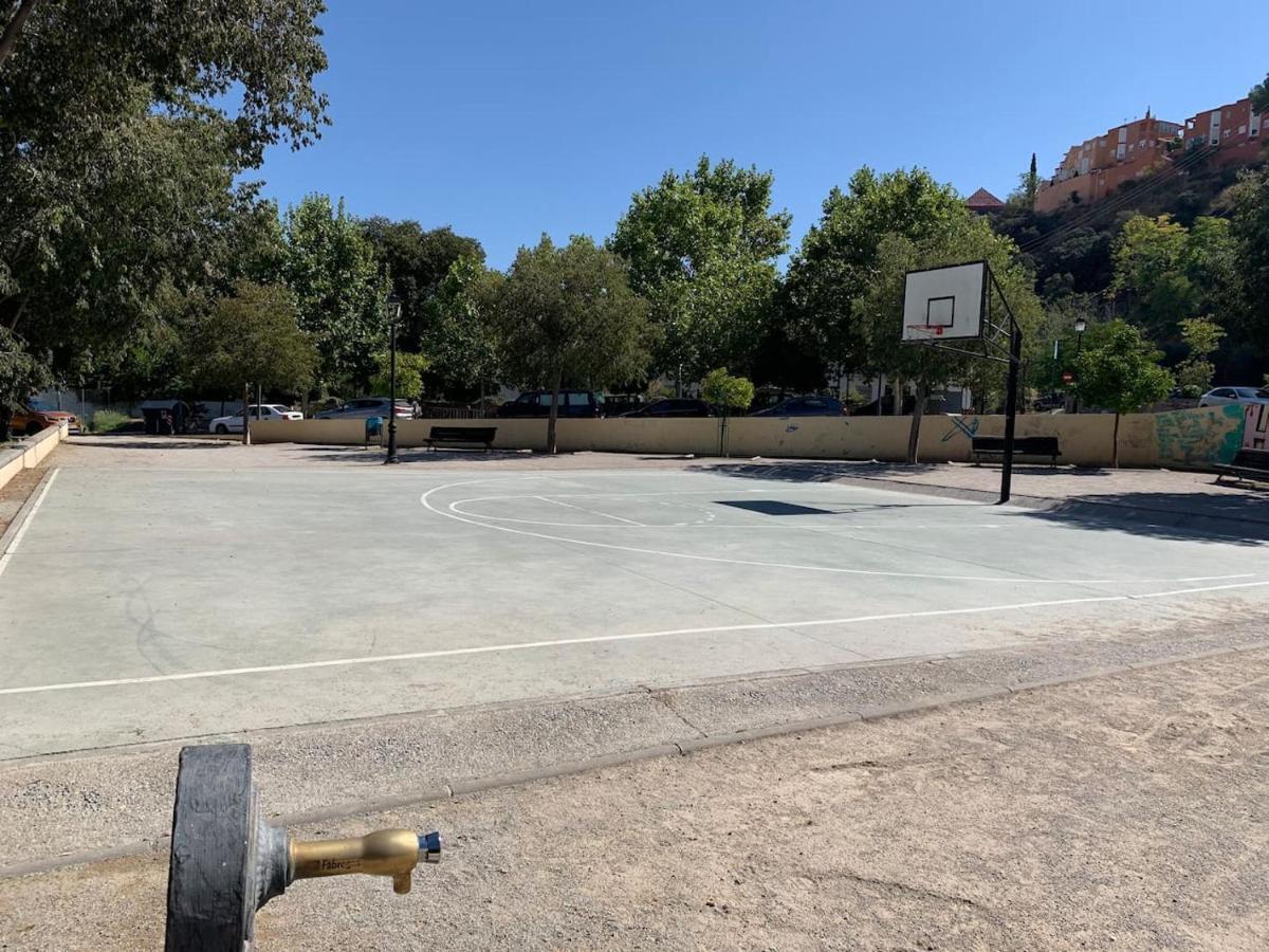 Apartamento En Granada Con Facil Aparcamiento En La Zona المظهر الخارجي الصورة